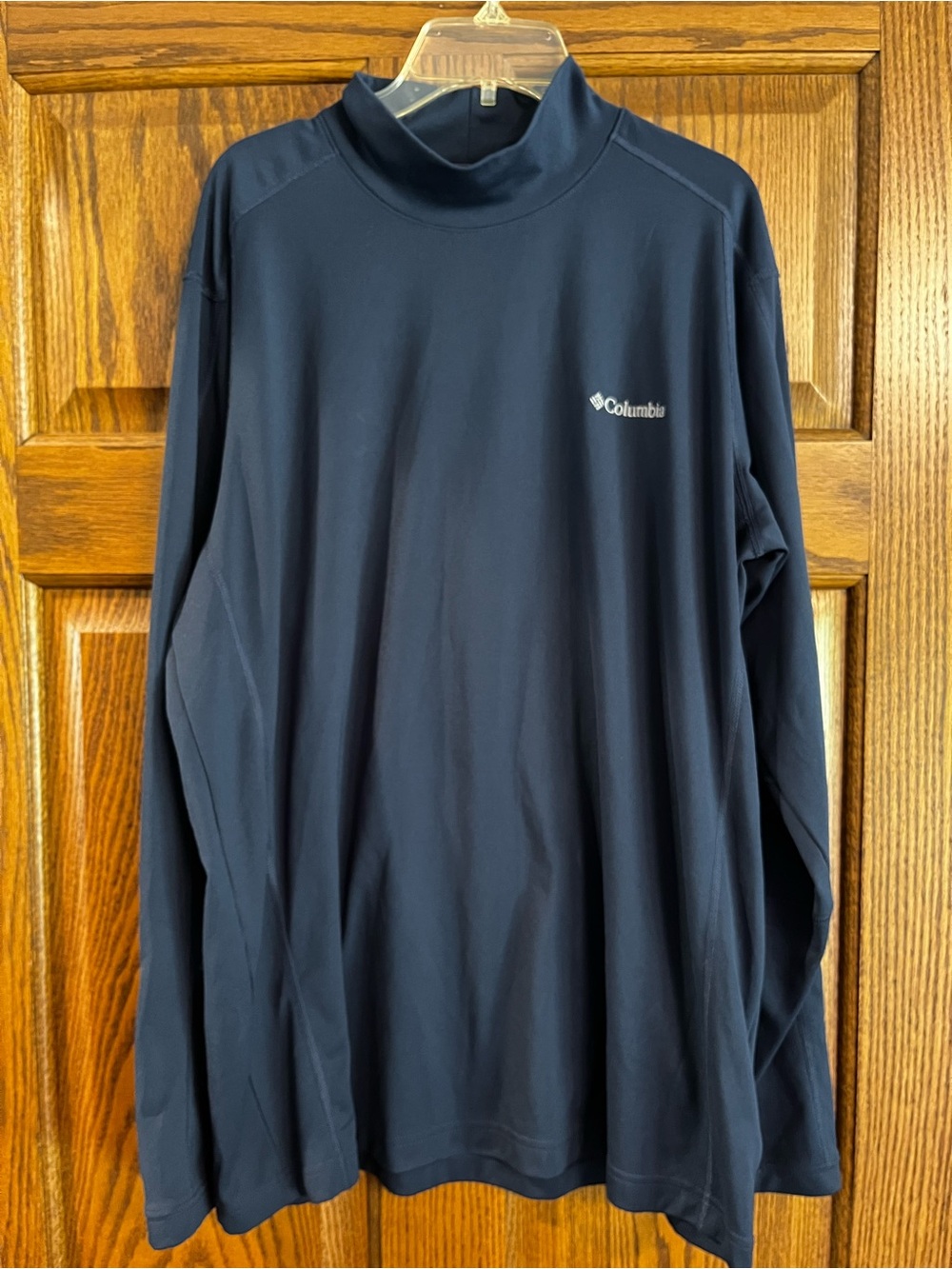 Columbia Men’s Navy Mock Neck Long-Sleeve Shirt Size L